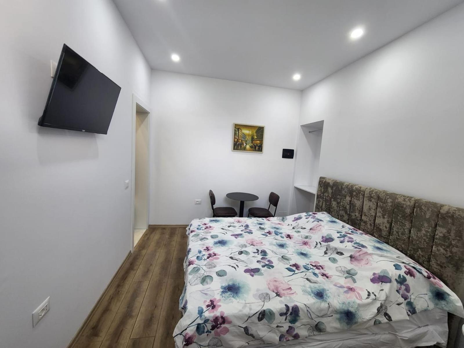 Vila 21 At Blloku Area Tirana Exterior photo